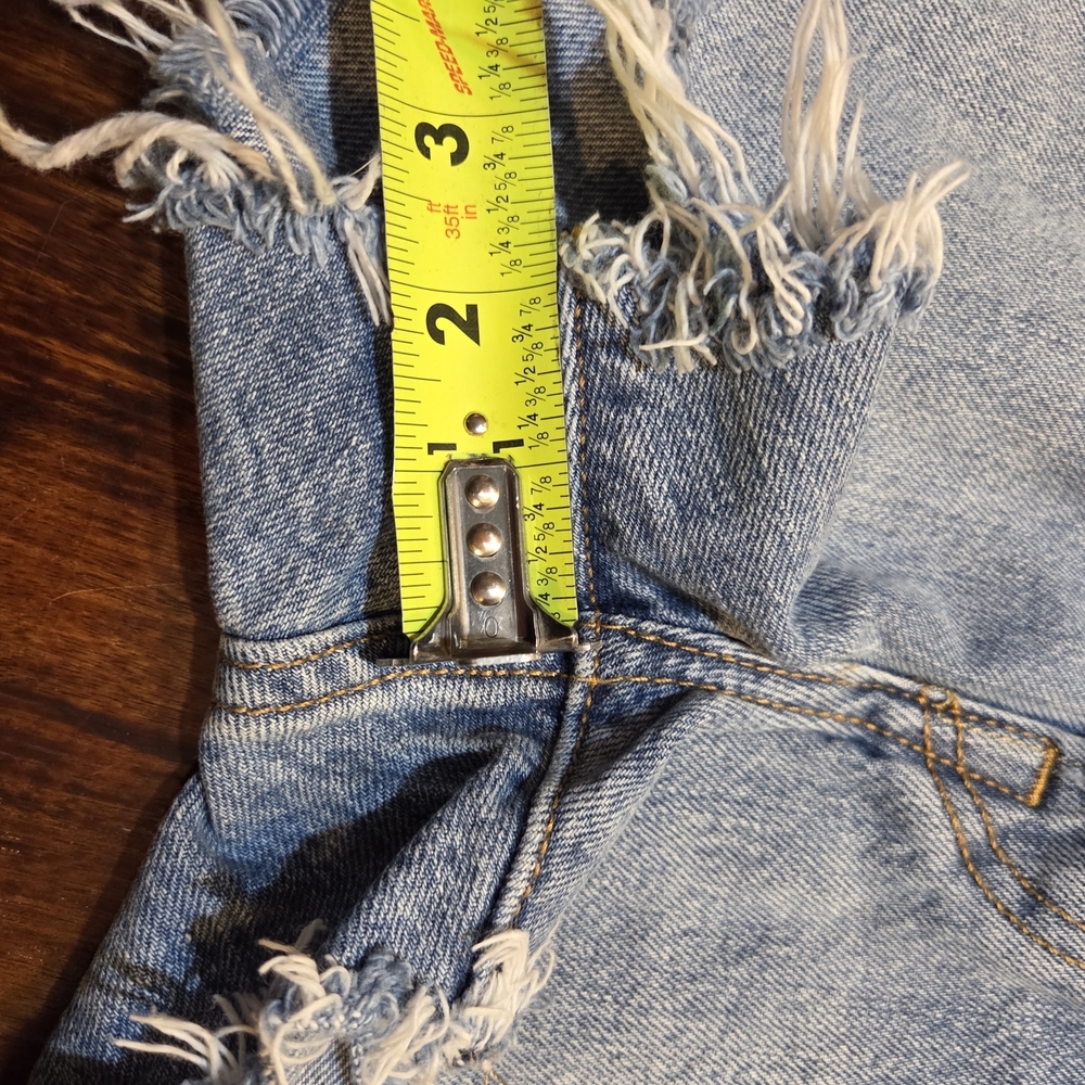 Levi's 501 Light Blue Frayed Jean Shorts Size Large Vintage Vibes Boho Summer - Picture 8 of 8